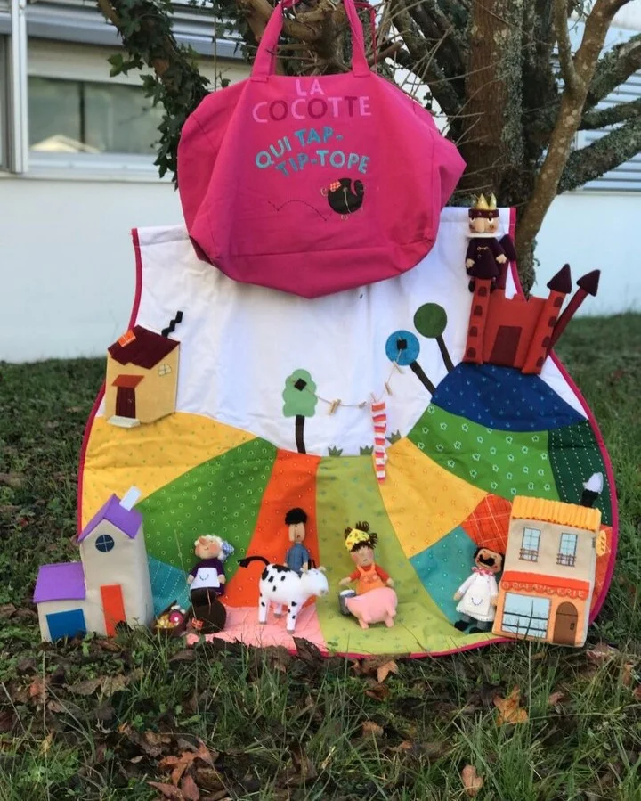 Baby readers: “The pot that taps” story mat session