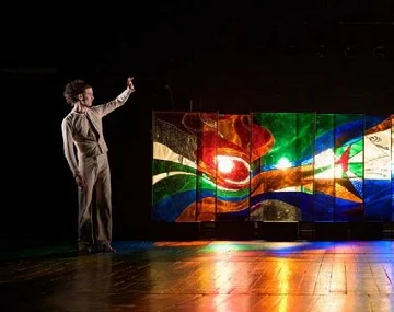 Espectáculo teatral en la Abadía de Arthous por la Cie CIEL - Emilie Lacoste