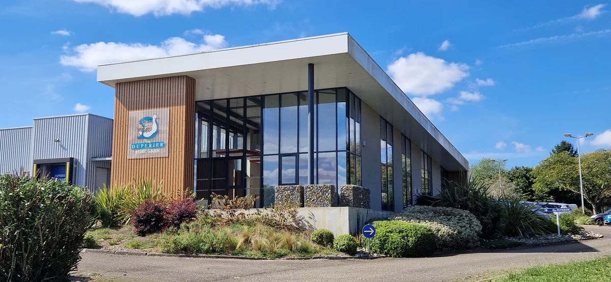 Tour of the Dupérier cannery & tasting