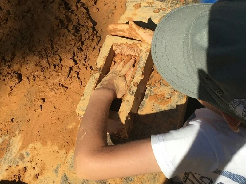 Family workshop: Bricks in stock