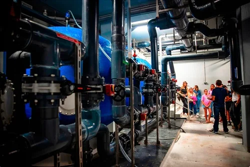 Behind-the-scenes tours of the Biarritz Aquarium