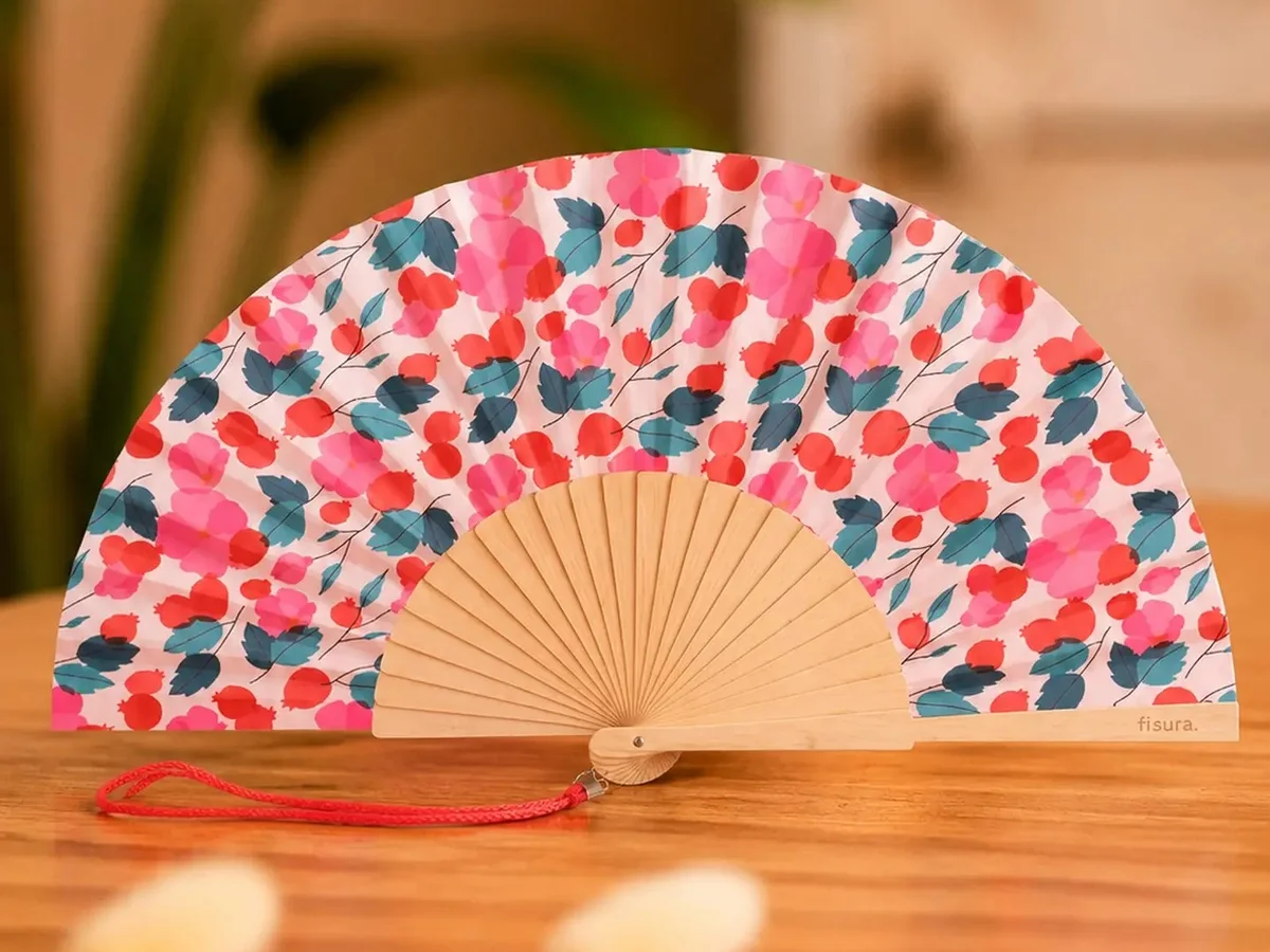 Fan-making workshop at the château