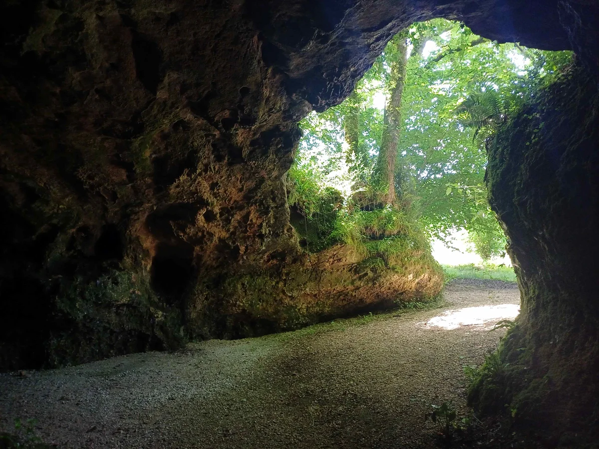 Tour of the Pope's Caves Archaeological Site - Fast Access